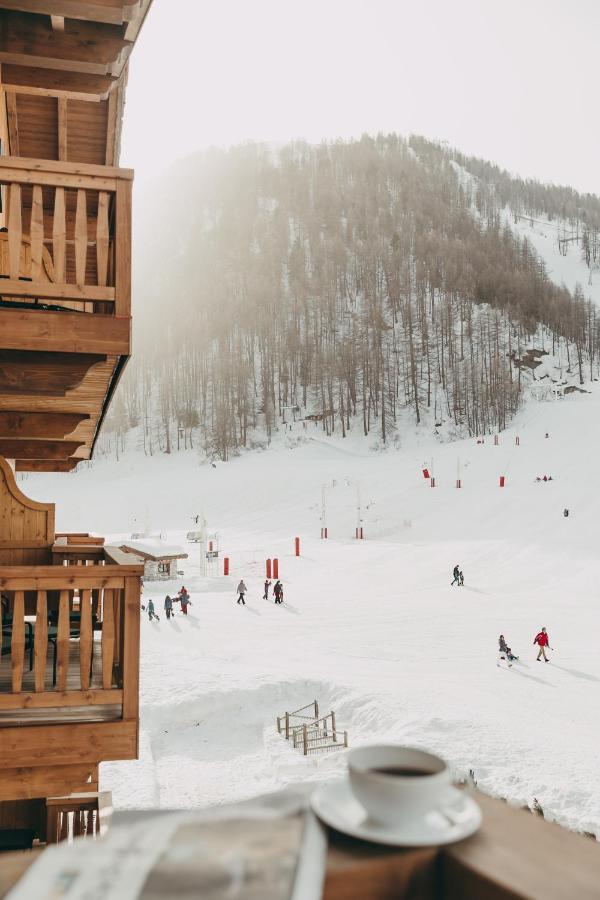 Airelles Val D'Isere Hotel Exterior foto